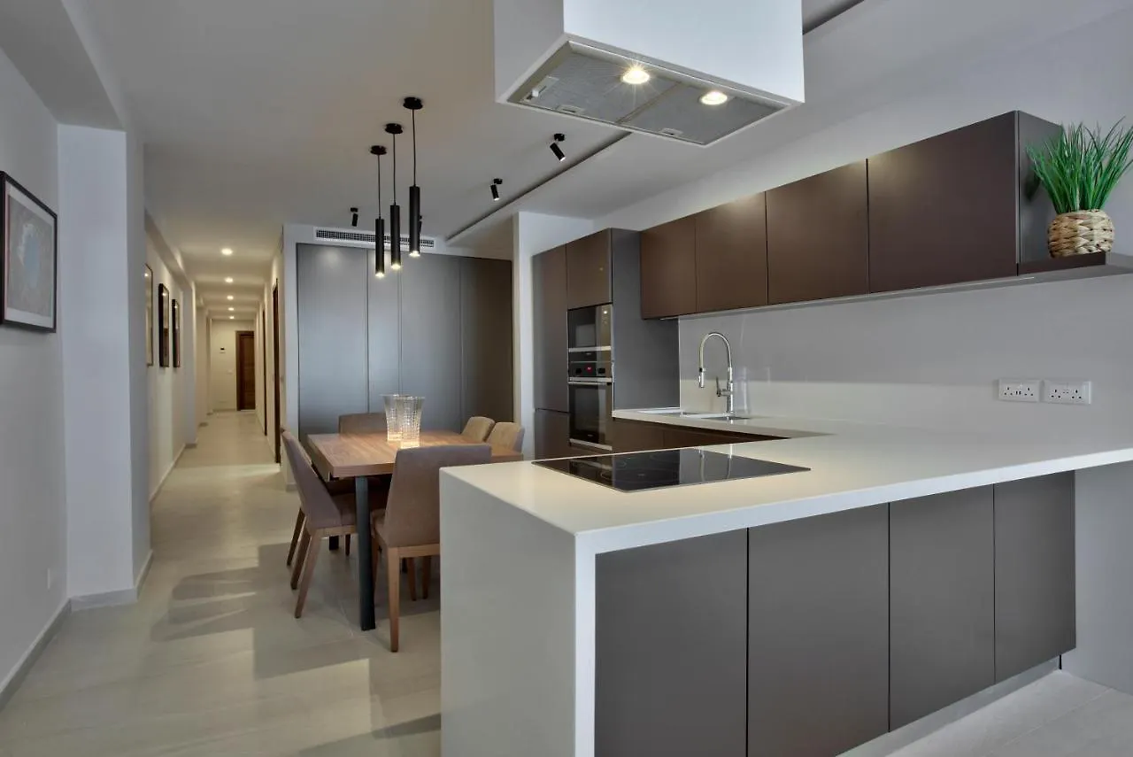 Sea Front Spacious Valletta Views Apartments Sliema