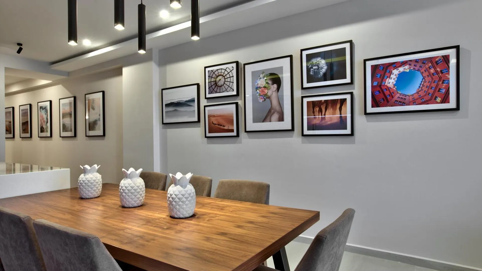 Sea Front Spacious Valletta Views Apartments Sliema